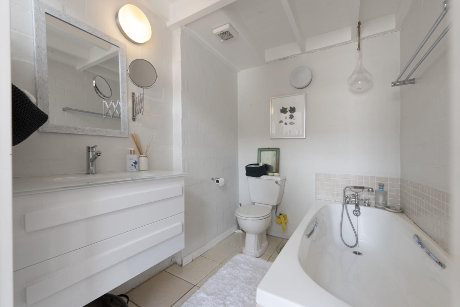 2 Bedroom Property for Sale in De Waterkant Western Cape